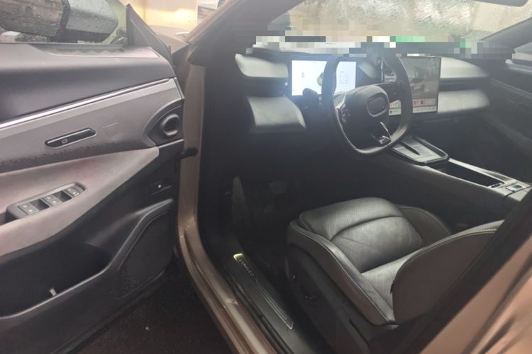 Used Lynk & Co 08 EM-P 2023 120km Long-Range Halo Driver Seat