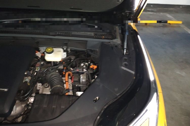 Used Lynk & Co 08 EM-P 2023 120km Long-Range Halo Engine Bay Left