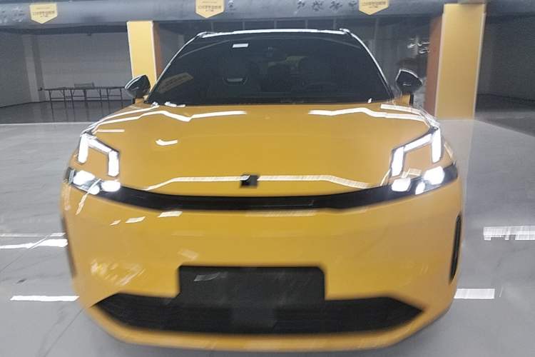 Used Lynk & Co 08 EM-P 2023 120km Long-Range Halo Front