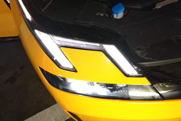 Used Lynk & Co 08 EM-P 2023 120km Long-Range Halo Right Front Headlight