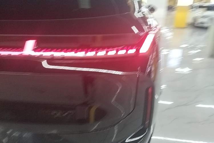 Used Lynk & Co 08 EM-P 2023 120km Long-Range Halo Right Rear Taillight