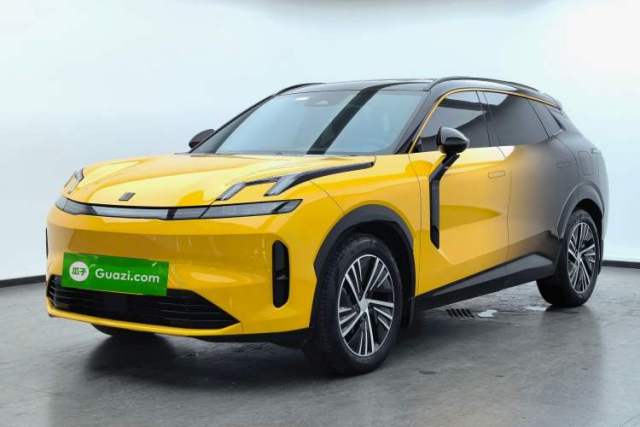 Used Lynk & Co 08 EM-P 2023 120km Long-Range Halo