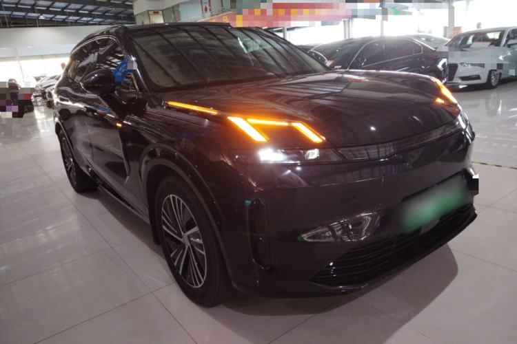 Used Lynk & Co 08 EM-P 2024 120km Long-Range Plus Exterior 2