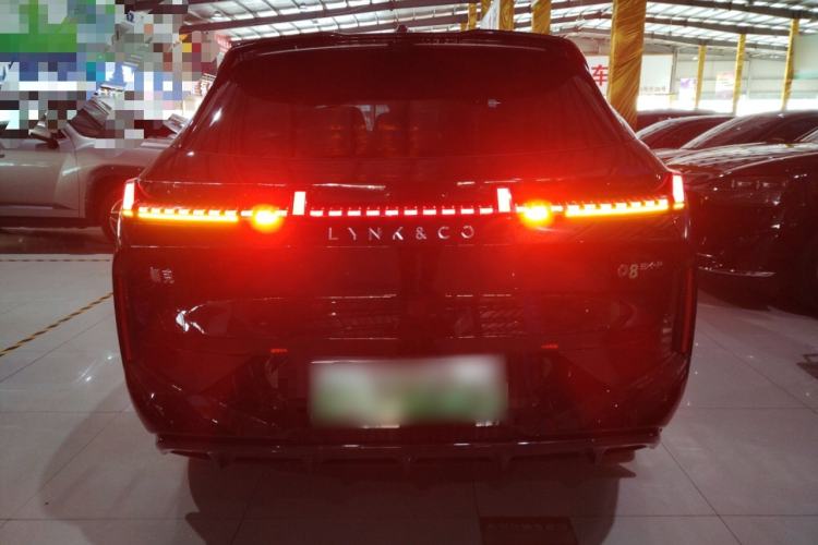 Used Lynk & Co 08 EM-P 2024 120km Long-Range Plus Exterior 4