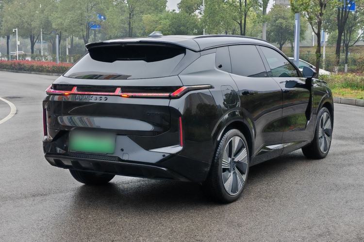 Used Lynk & Co 08 EM-P 2024 120km Long-Range Plus Exterior 4
