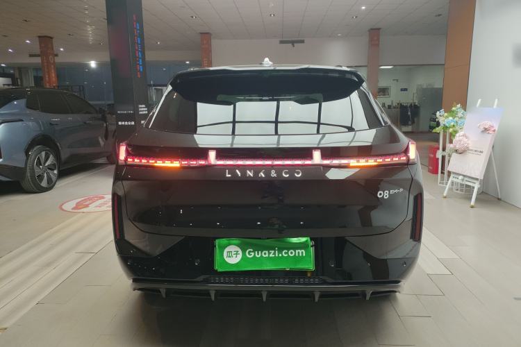 Used Lynk & Co 08 EM-P 2024 120km Long-Range Plus Exterior 4
