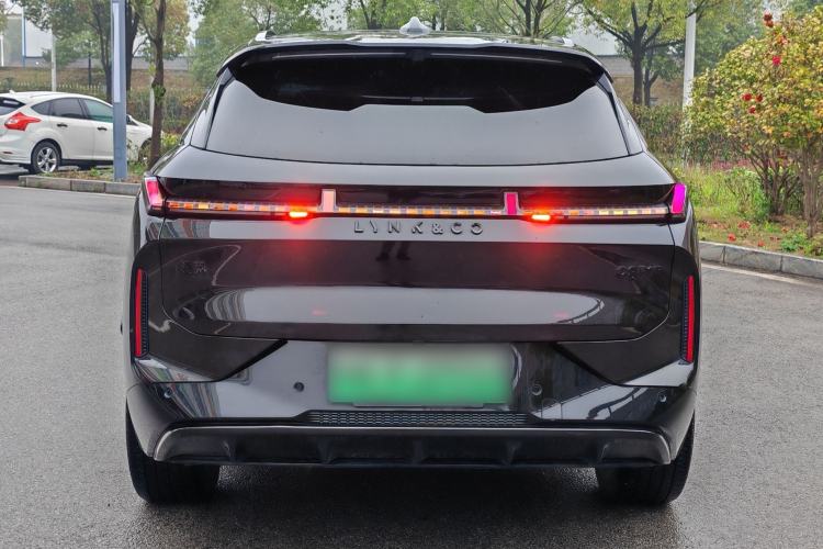 Used Lynk & Co 08 EM-P 2024 120km Long-Range Plus Exterior 5