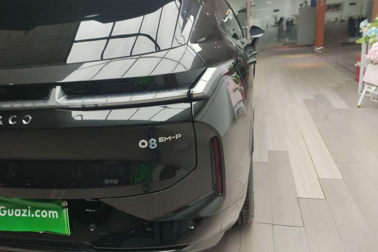 Used Lynk & Co 08 EM-P 2024 120km Long-Range Plus Exterior 6