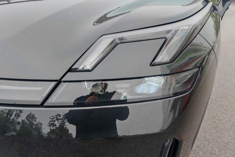 Used Lynk & Co 08 EM-P 2024 120km Long-Range Plus Left Front Headlight