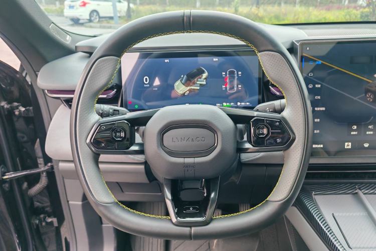 Used Lynk & Co 08 EM-P 2024 120km Long-Range Plus Steering Wheel