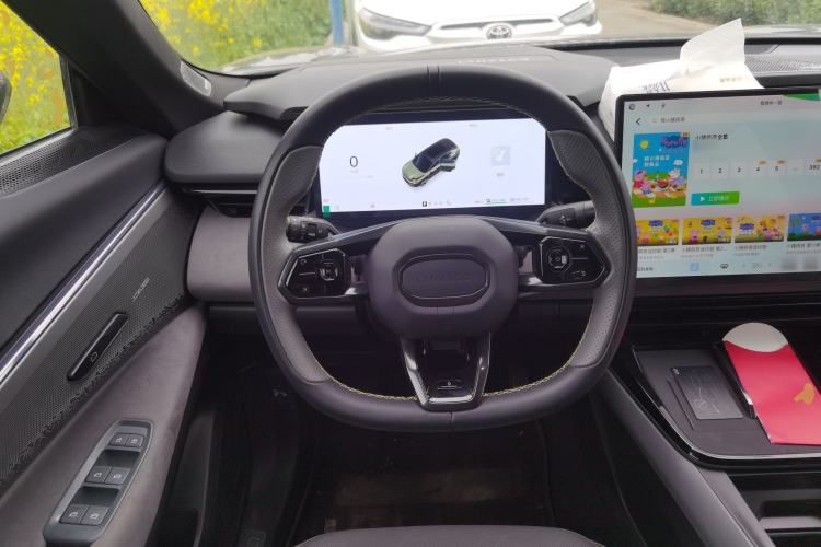 Used Lynk & Co 08 EM-P 2024 120km Long-Range Plus Steering Wheel