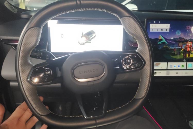 Used Lynk & Co 08 EM-P 2024 120km Long-Range Plus Steering Wheel