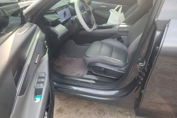 Used Lynk & Co 08 EM-P 2024 120km Long-Range Plus Driver Seat