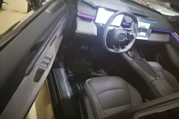 Used Lynk & Co 08 EM-P 2024 120km Long-Range Plus Driver Seat