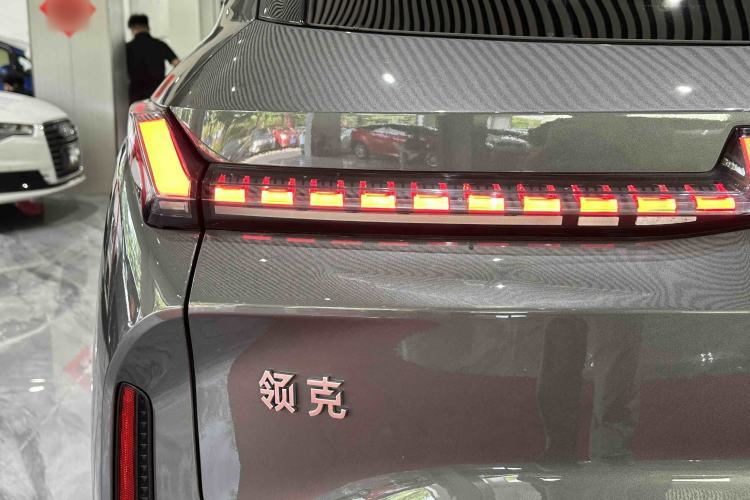 Used Lynk & Co 08 EM-P 2024 120km Long-Range Plus Exterior 6