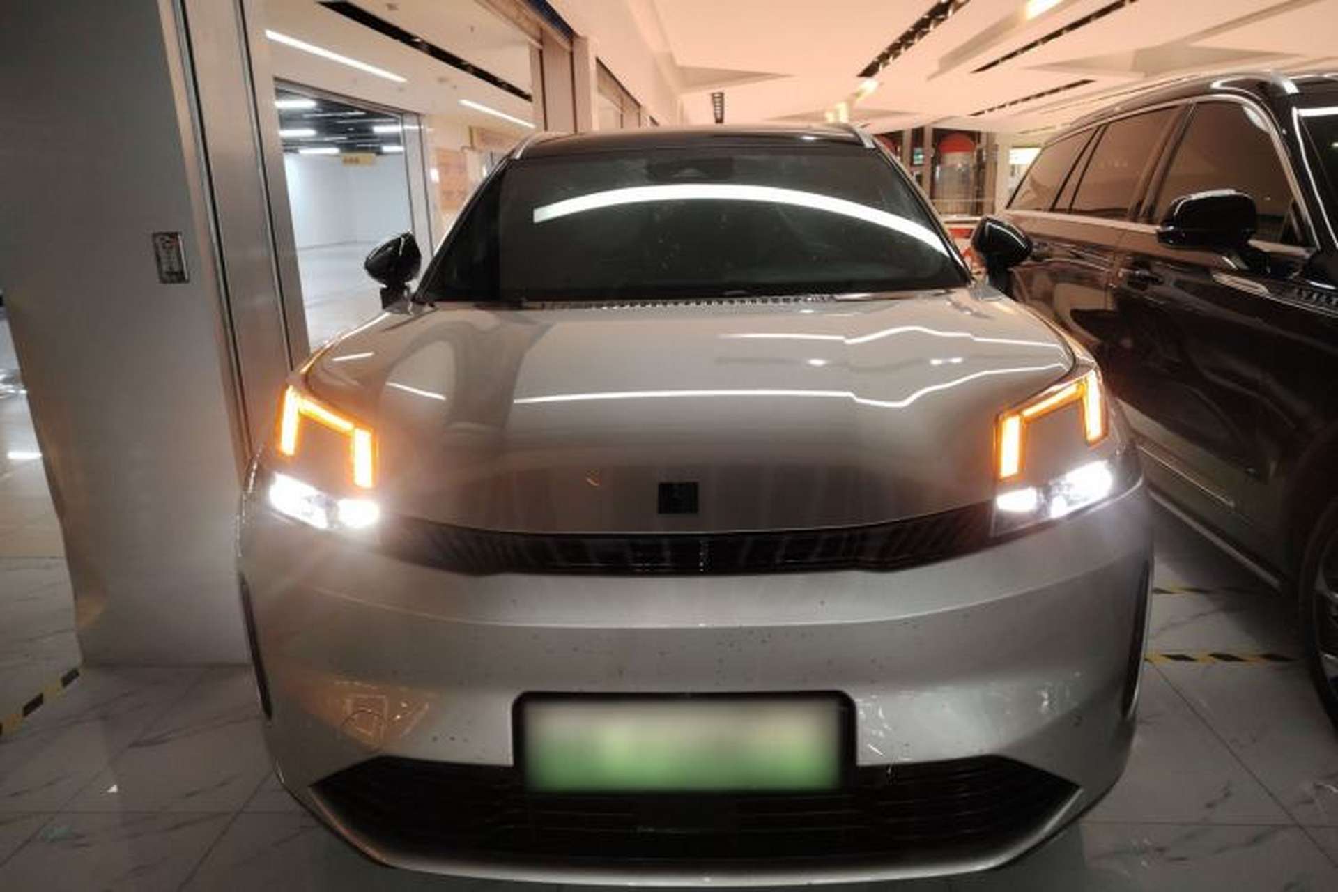 Used Lynk & Co 08 EM-P 2024 120km Long-Range Plus Front