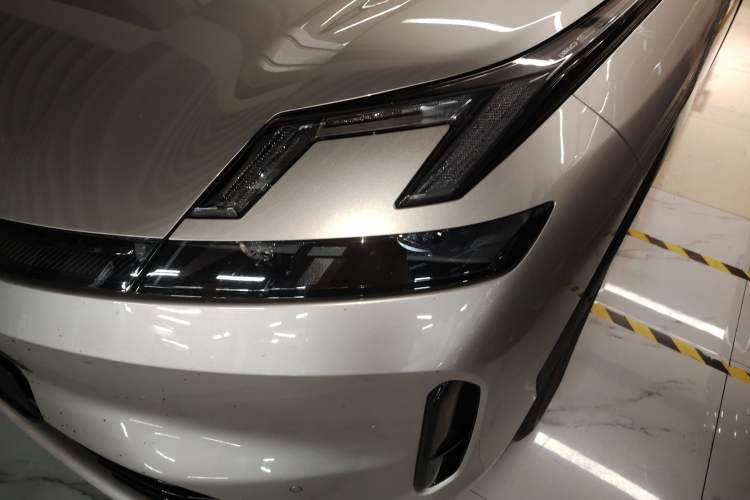 Used Lynk & Co 08 EM-P 2024 120km Long-Range Plus Left Front Headlight