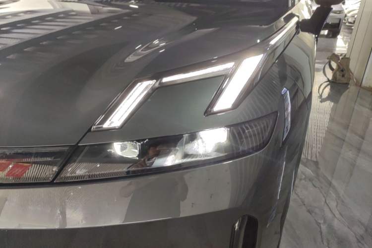 Used Lynk & Co 08 EM-P 2024 120km Long-Range Plus Left Front Headlight