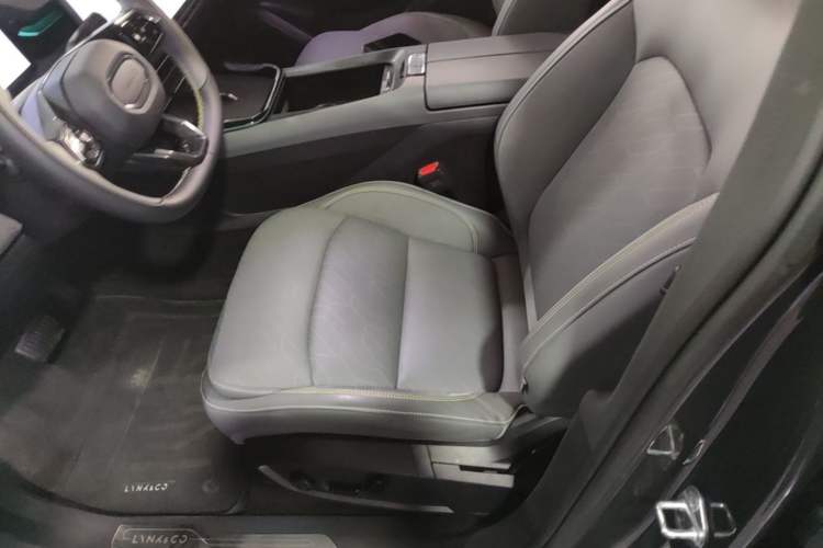 Used Lynk & Co 08 EM-P 2024 120km Long-Range Plus Left Front Seat