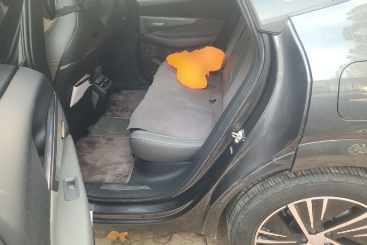 Used Lynk & Co 08 EM-P 2024 120km Long-Range Plus Left Rear Seat