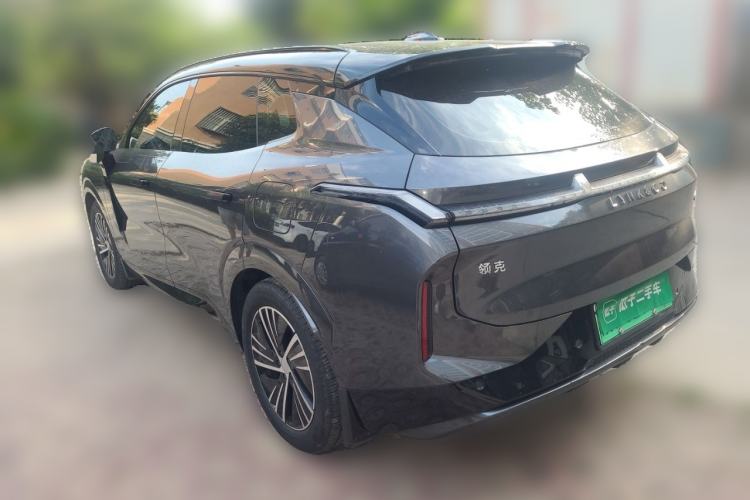 Used Lynk & Co 08 EM-P 2024 120km Long-Range Plus Rear Left 45 Deg