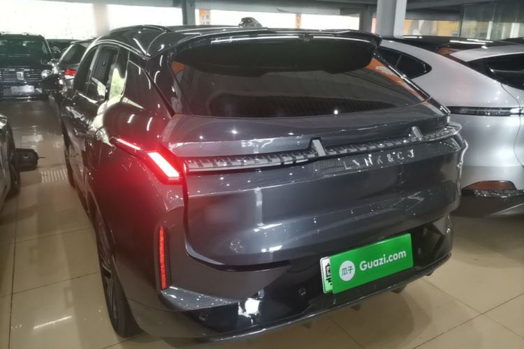 Used Lynk & Co 08 EM-P 2024 120km Long-Range Plus Rear Left 45 Deg