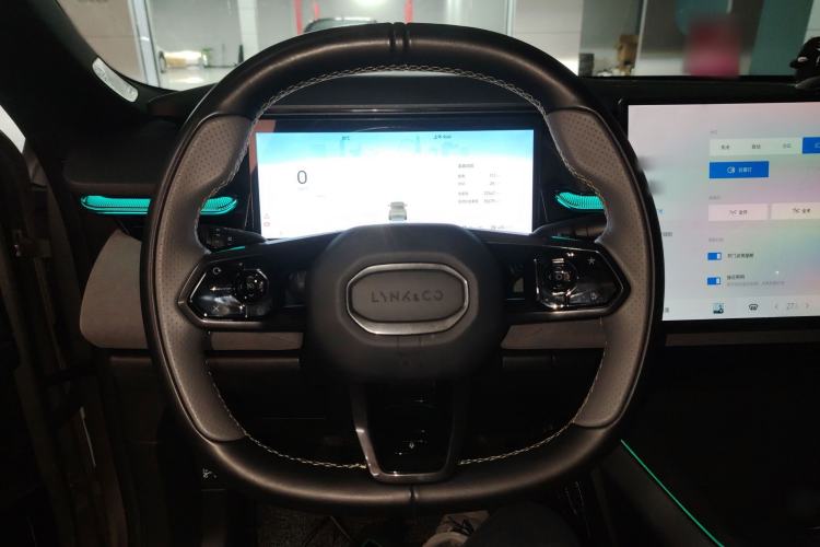 Used Lynk & Co 08 EM-P 2024 120km Long-Range Plus Steering Wheel