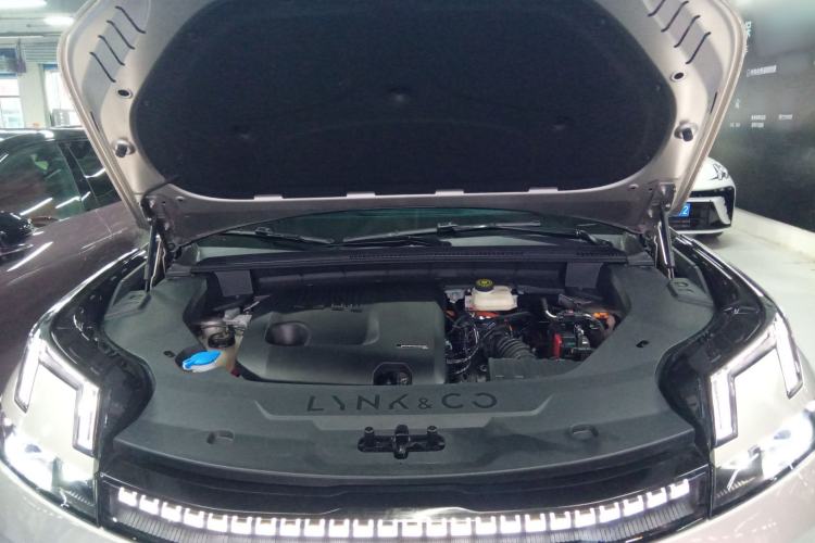 Used Lynk & Co 08 EM-P 2024 120km Long-Range Plus Engine Bay