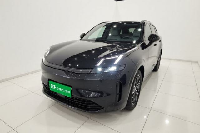 Used Lynk & Co 08 EM-P 2025 120km Long-Range Pro
