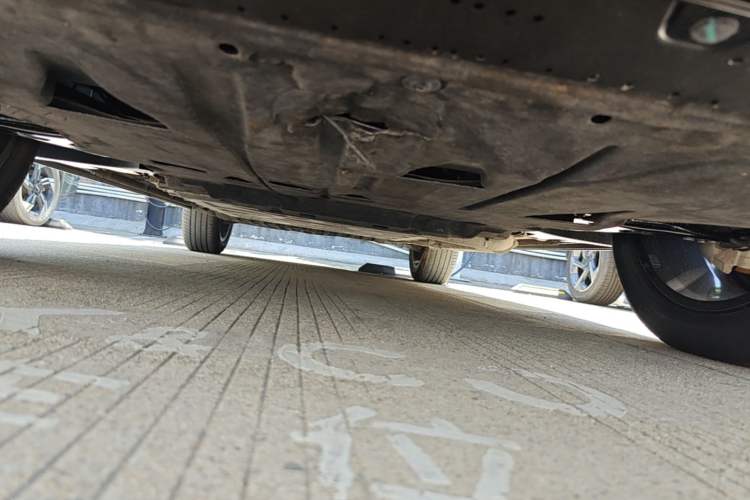 Used Lynk & Co 08 EM-P 2025 120km Long-Range Halo Chassis Front