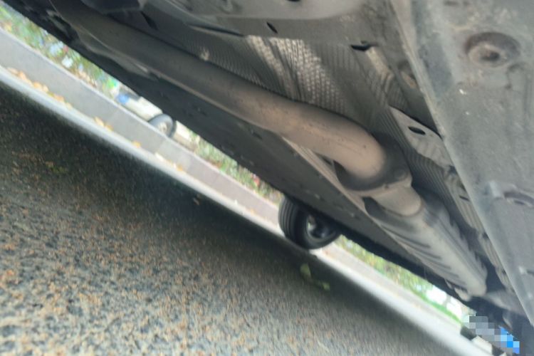 Used Lynk & Co 08 EM-P 2025 120km Long-Range Halo Chassis Front Left