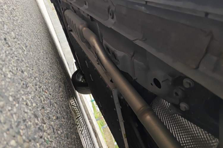 Used Lynk & Co 08 EM-P 2025 245 km Ultra-Long Range Pro Chassis Rear Left