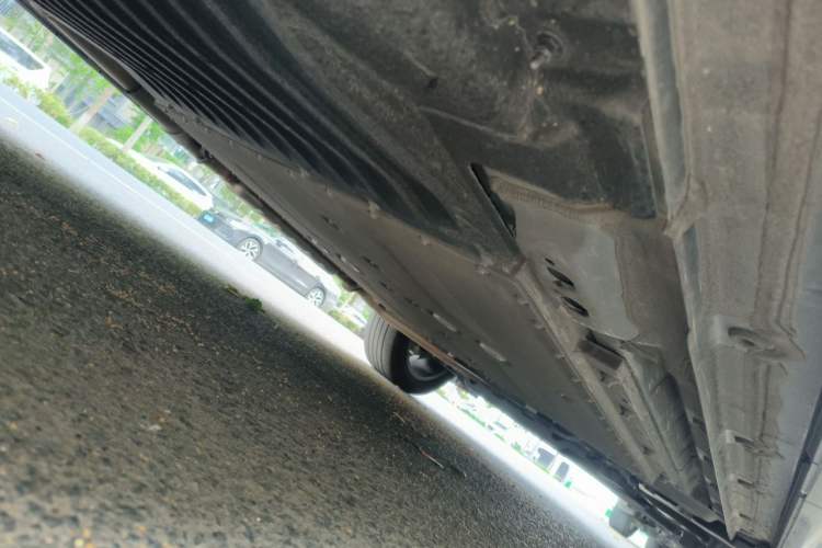 Used Lynk & Co 08 EM-P 2025 120km Long-Range Halo Chassis Rear Right