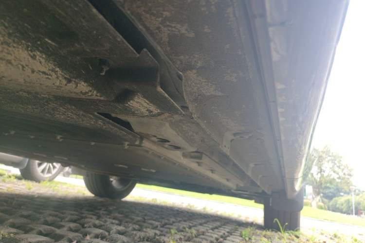 Used Lynk & Co 08 EM-P 2025 120km Long-Range Pro Chassis Rear Right