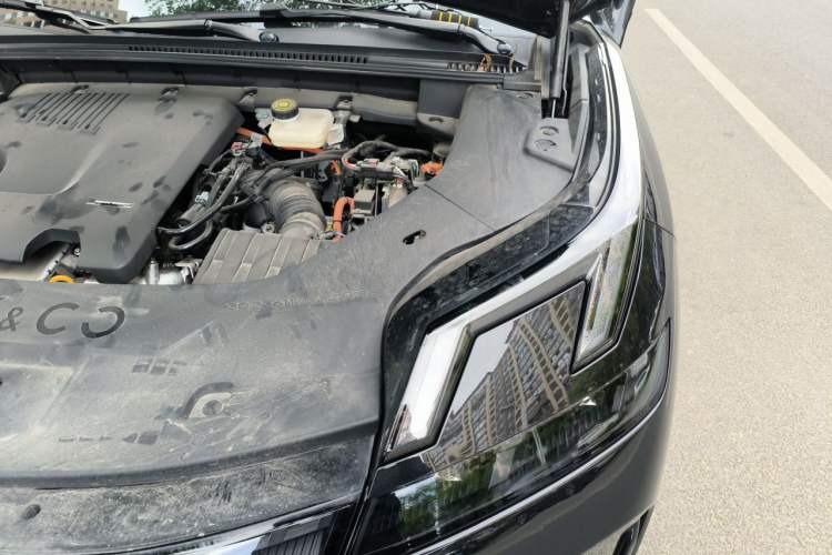 Used Lynk & Co 08 EM-P 2025 120km Long-Range Halo Engine Bay Left