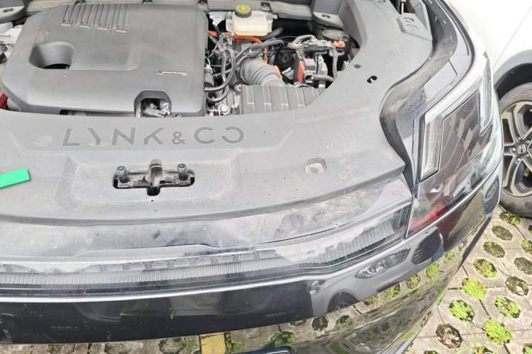 Used Lynk & Co 08 EM-P 2025 245km Ultra-Long Range Halo Engine Bay Left