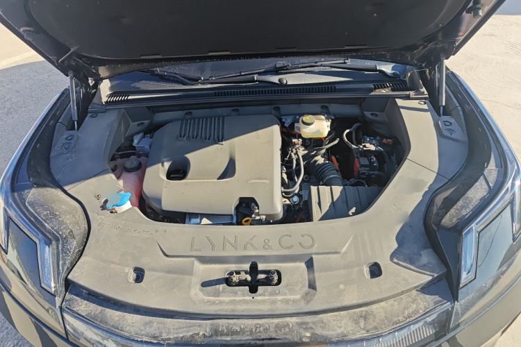 Used Lynk & Co 08 EM-P 2025 245km Ultra-Long Range Halo Engine Bay