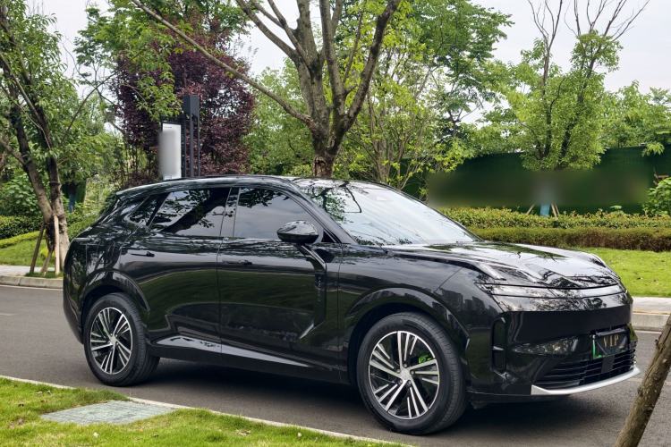 Used Lynk & Co 08 EM-P 2025 120km Long-Range Pro Exterior 2
