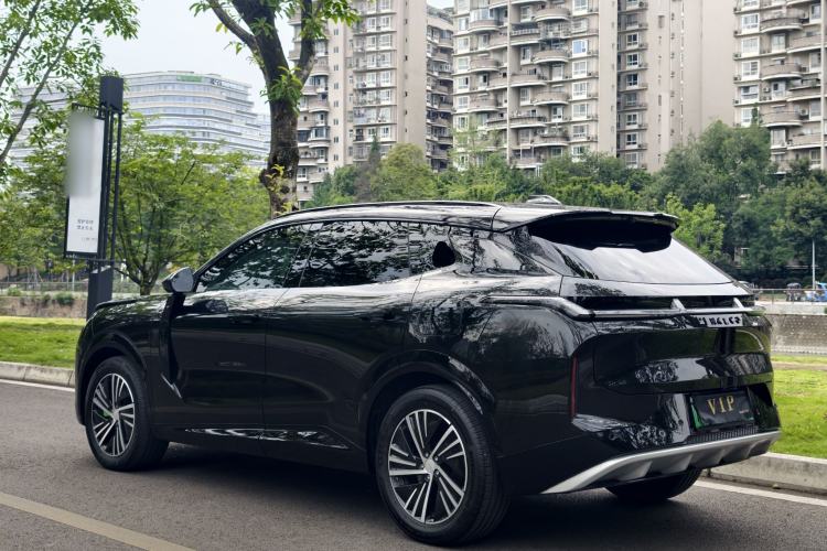 Used Lynk & Co 08 EM-P 2025 120km Long-Range Pro Exterior 6