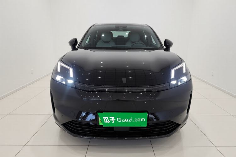 Used Lynk & Co 08 EM-P 2025 120km Long-Range Pro Front