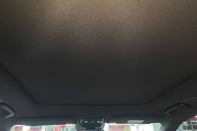 Used Lynk & Co 08 EM-P 2025 120km Long-Range Halo Headliner