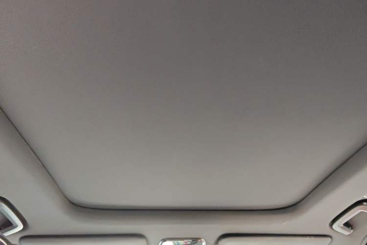 Used Lynk & Co 08 EM-P 2025 245 km Ultra-Long Range Pro Headliner