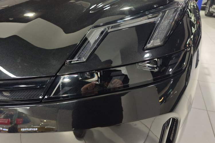 Used Lynk & Co 08 EM-P 2025 120km Long-Range Pro Left Front Headlight