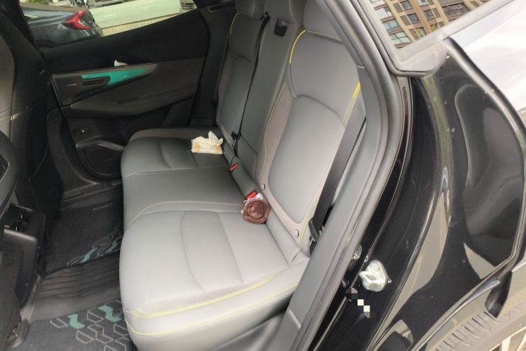 Used Lynk & Co 08 EM-P 2025 120km Long-Range Halo Left Rear Seat