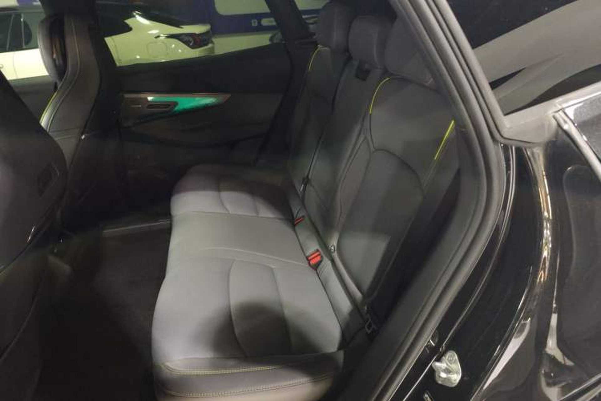 Used Lynk & Co 08 EM-P 2025 120km Long-Range Pro Left Rear Seat