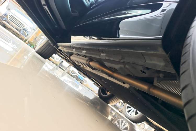 Used Lynk & Co 08 EM-P 2025 245km Ultra-Long Range Halo Left Side Sill