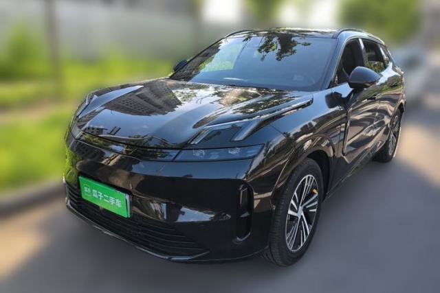 Used Lynk & Co 08 EM-P 2025 120km Long-Range Pro