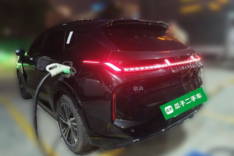 Used Lynk & Co 08 EM-P 2025 245km Ultra-Long Range Halo Rear Left 45 Deg