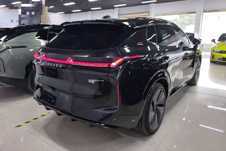 Used Lynk & Co 08 EM-P 2025 245km Ultra-Long Range Halo Rear Right 45 Deg