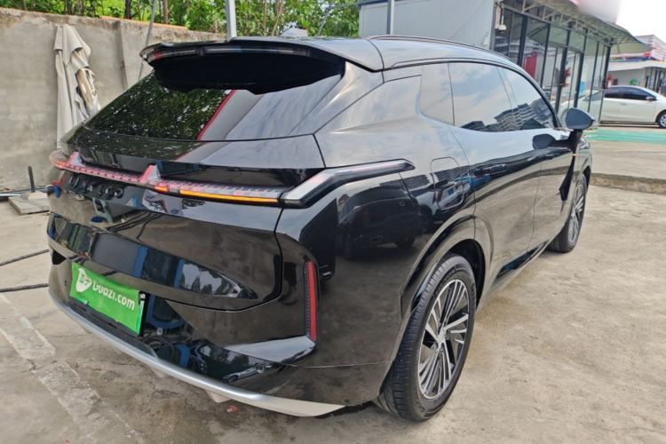 Used Lynk & Co 08 EM-P 2025 120km Long-Range Pro Rear Right 45 Deg